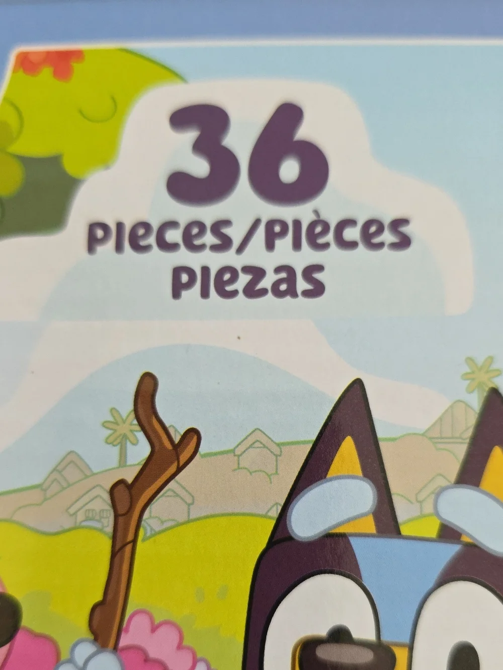 Bluey 36 piece Floor Puzzle 30in X 20in - NEW
